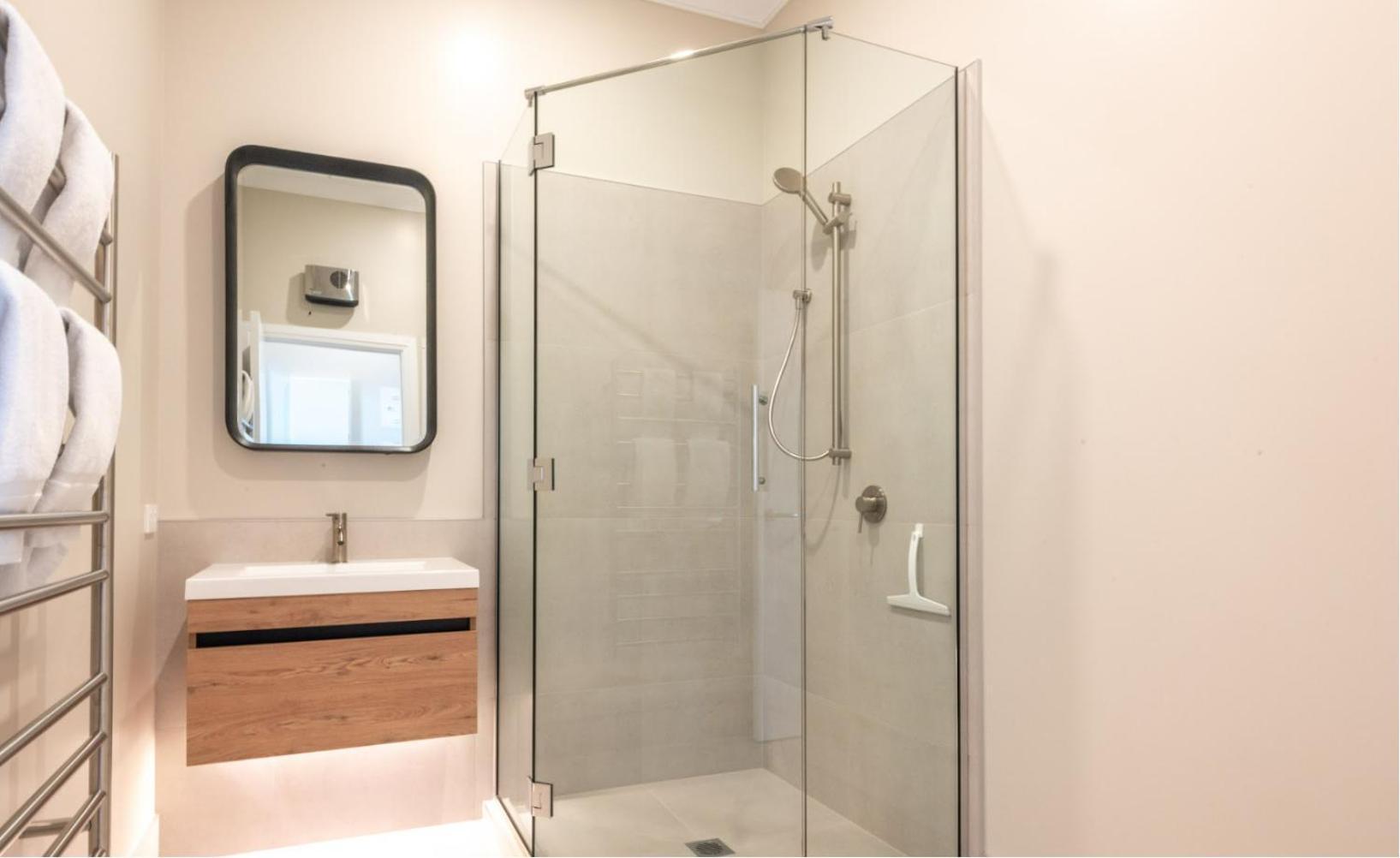 Kaiapoi Luxury Accommodation 2 - Bookahome Εξωτερικό φωτογραφία
